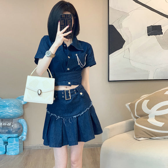實價   後背蝴蝶結短款牛仔上衣+高腰百褶半身裙兩件式套裝