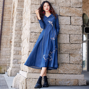 氣質寬鬆V領長裙重工刺繡牛仔洋裝