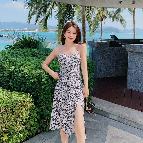 法式復古黑白碎花V領氣質修身鏈條肩帶開叉收腰長裙度假裙