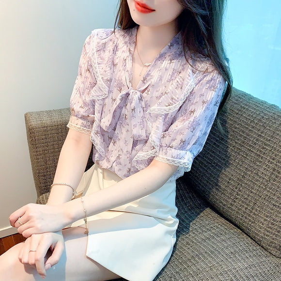 碎花襯衫女2023夏季時尚歐美V領雪紡蝴蝶結甜美減齡內搭上衣內搭上衣