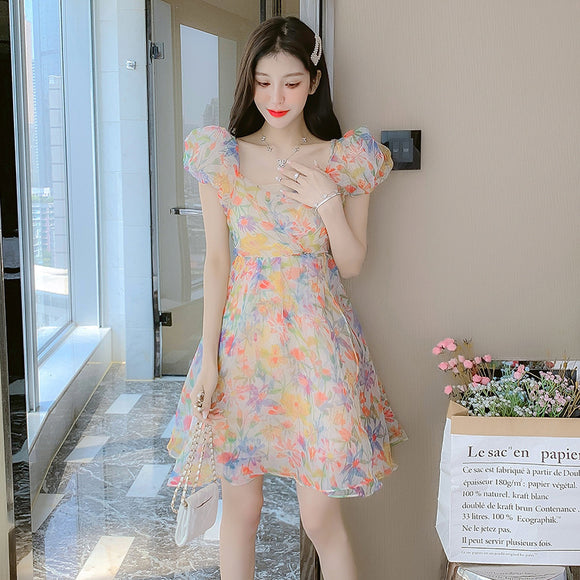 夏季超仙氣質甜美碎花雪紡法式復古短款年輕少女洋裝